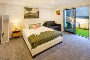 1 Schlafzimmer, Bügeleisen/Bügelbrett, kostenloses WLAN, Bettwäsche