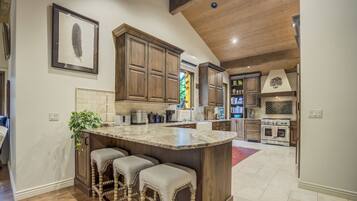 House | Private kitchen