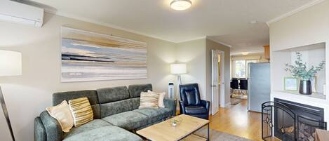 TV, fireplace, table tennis