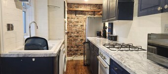 Home In Worcester - With Free Parking