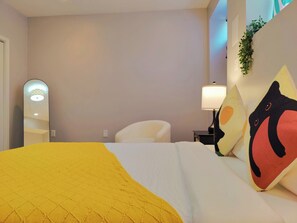 2 室のベッドルーム、WiFi (無料)、ベッドシーツ