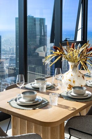 Dining - High-End Penthhouse in Central CBD| 3BR w/ Parking (Melbourne)
