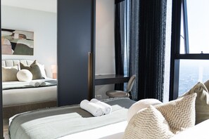 3 chambres, fer et planche à repasser, Wi-Fi, draps fournis