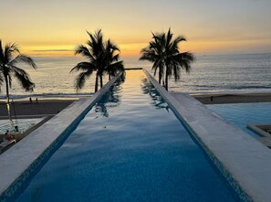 Piscine couverte, piscine extérieure