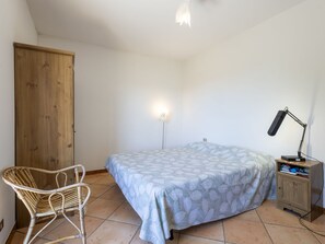 2 bedrooms, Internet