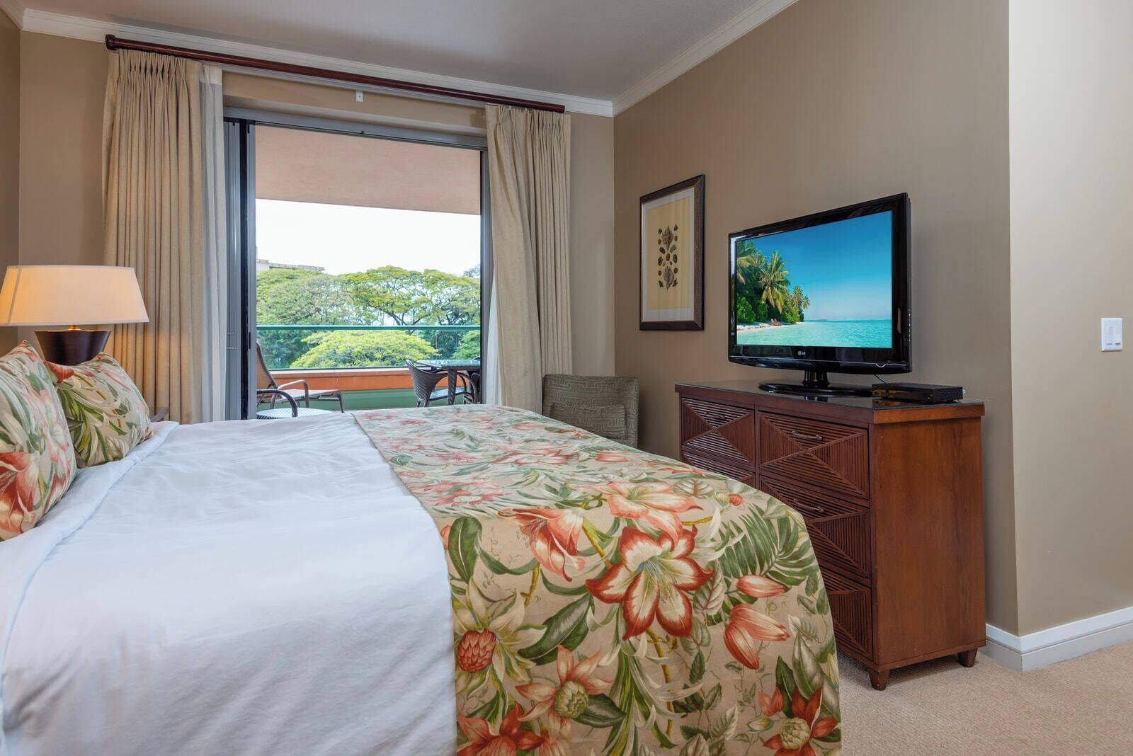 3 bedrooms, iron/ironing board, travel cot, free WiFi