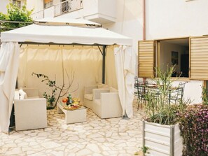 Outdoor dining - Apartment Wendy by Interhome (Santa Maria Navarrese)