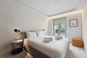 1 bedroom, iron/ironing board, internet, bed sheets