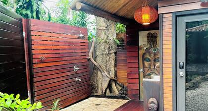 Miami Tiny House • Urban Glamping Solo Micro Space in Posh Coconut Grove