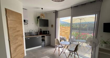 Air-conditioned mini villa