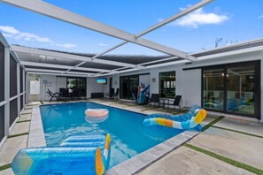 Pool - Stunning 4BR w/ Pool & Games! (Fort Lauderdale)