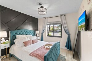 4 Schlafzimmer, Schreibtisch, Bügeleisen/Bügelbrett, kostenloses WLAN