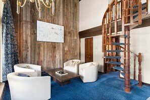 Interior - 3BR Penthouse, Hot Tub, Mtn Views! Hiking Trails! (Snowmass Village)