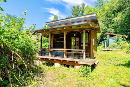 Exterior. Artist's farm house children loft m/s Redmond, Seattle