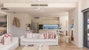 Smart-TV og stereoanlegg