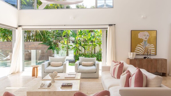 تلفزيون ذكي، ستيريو