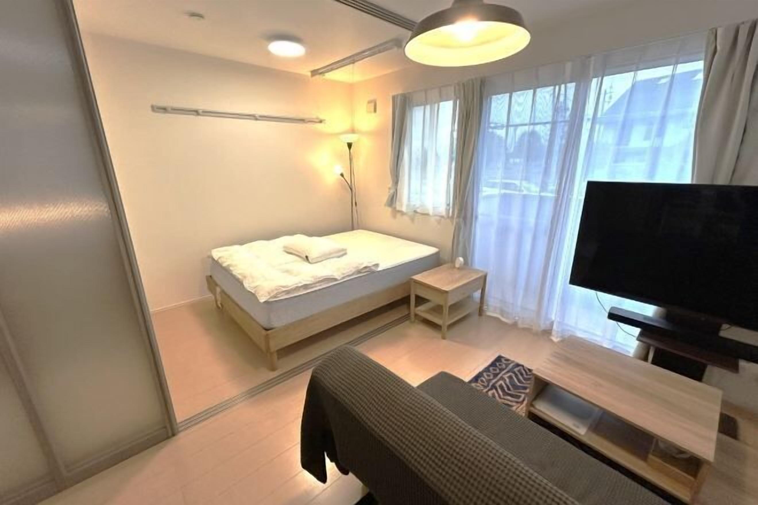 ผ้าม่านกันแสง, เตารีด/โต๊ะรีดผ้า, Wi-Fi ฟรี