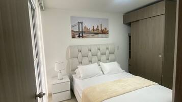 3 bedrooms, iron/ironing board, WiFi