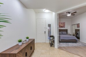 2 chambres, bureau, fer et planche à repasser, Wi-Fi gratuit