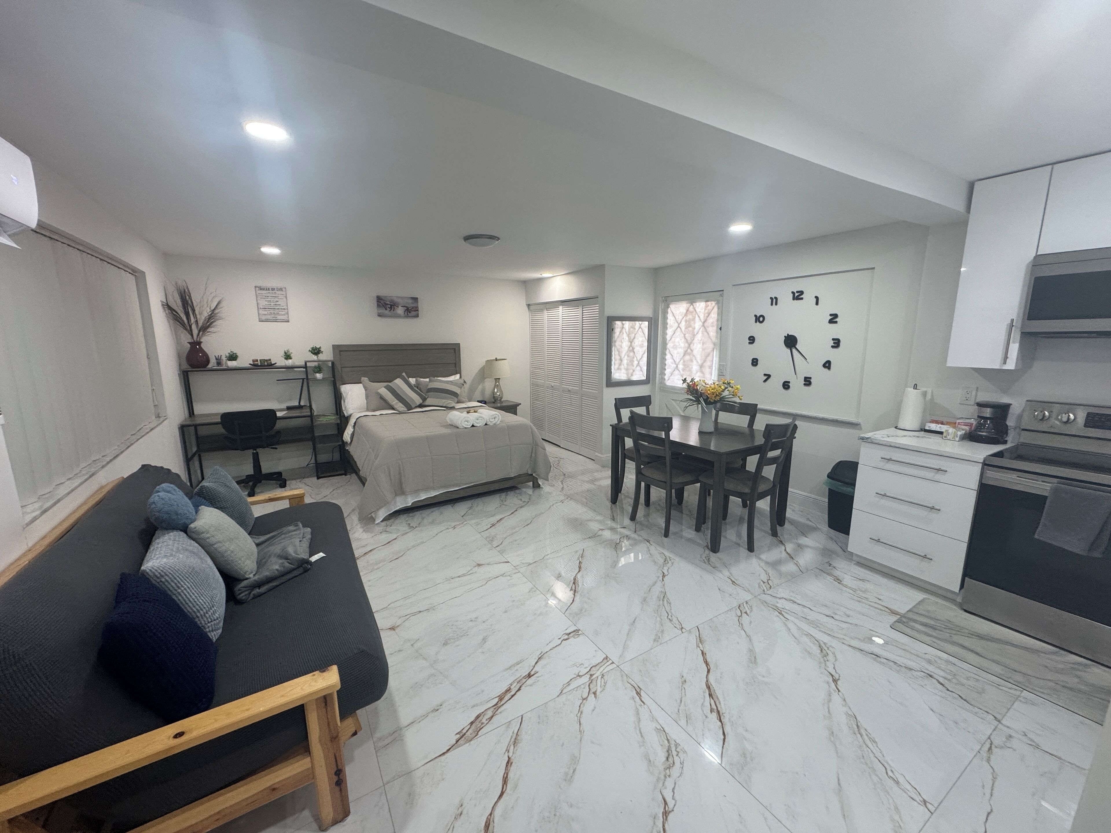 1 soveværelse, skrivebord, gratis Wi-Fi, sengetøj