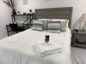 1 bedroom, desk, free WiFi, bed sheets