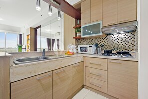 Private kitchen - Cera by Kozystay - Kemang (Jakarta)