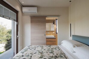 Bügeleisen/Bügelbrett, Reisekinderbett, kostenloses WLAN