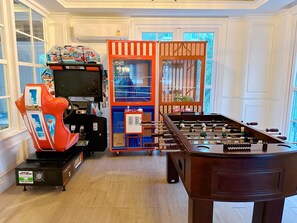 Spielezimmer