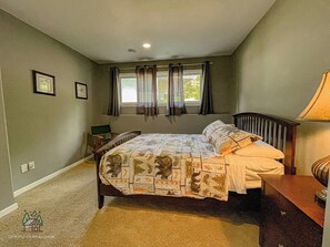 2 bedrooms, WiFi, bed sheets