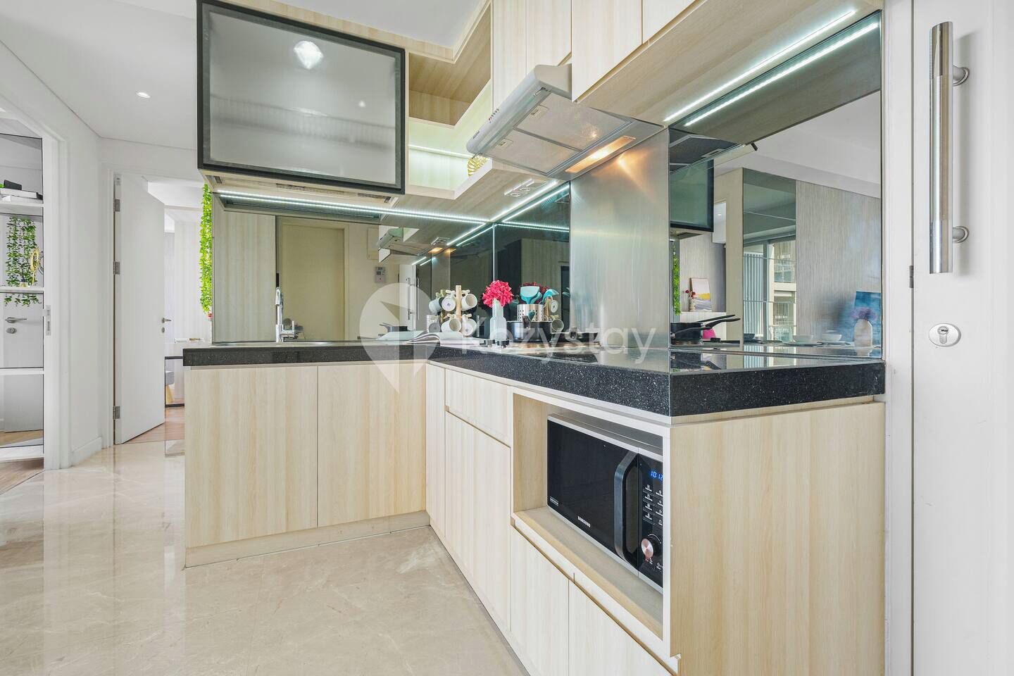 Apartamento, 3 quartos, vista para a cidade | Cozinha privada | Geladeira grande, micro-ondas, cooktop, panela elétrica de arroz