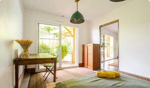 3 bedrooms, WiFi, bed sheets