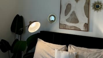 1 chambre, fer et planche Ă  repasser, Wi-Fi, draps fournis