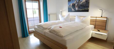 1 soveværelse, strygejern/strygebræt, internetforbindelse, sengetøj