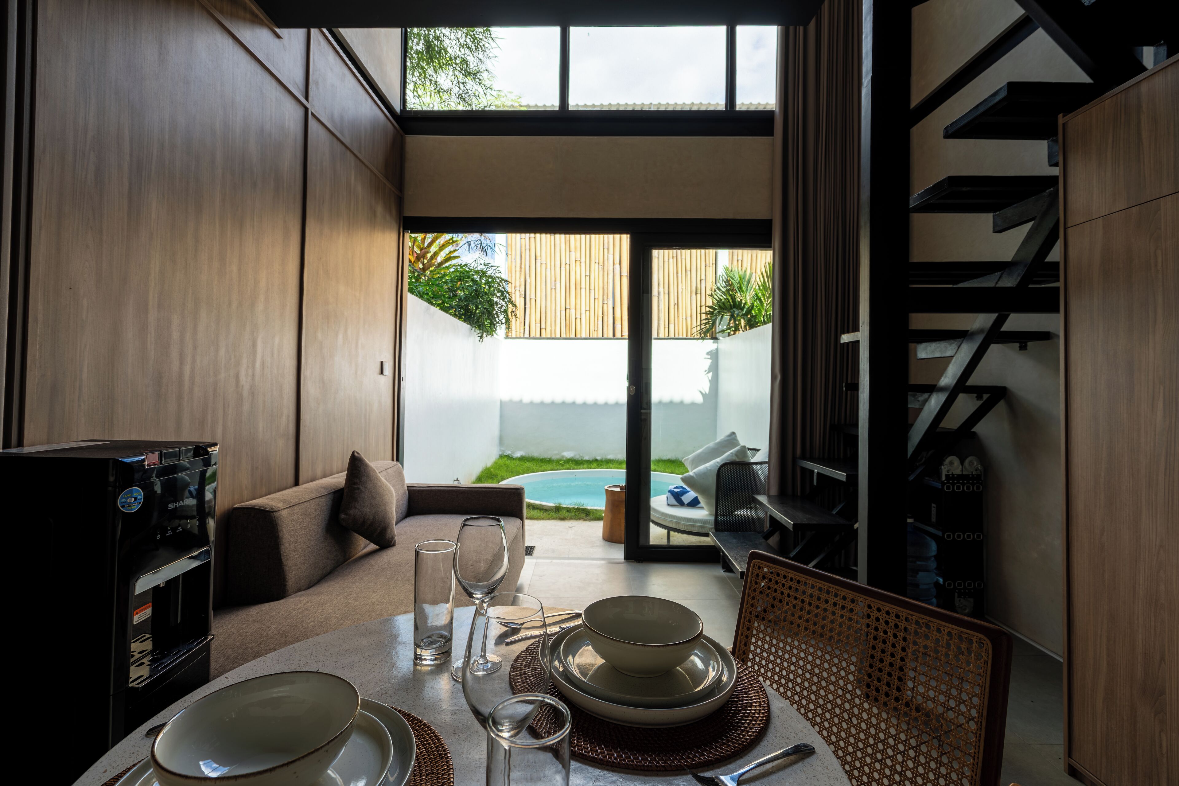 ヴィラ | リビングルーム