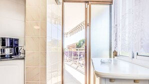 Interior - Apartment Bahia by Interhome (Salou)