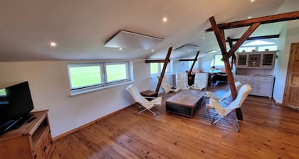 Geräumige Ferienwohnung in idyllischer Lage