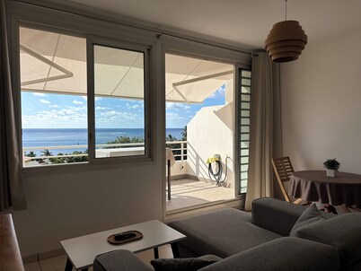 Charming 1-bedroom apartment in lovely Papeete entrance.