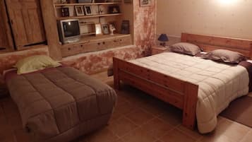 2 Schlafzimmer, Bügeleisen/Bügelbrett, WLAN, Bettwäsche