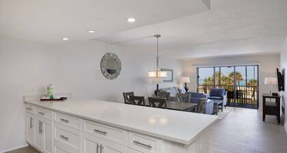Beach Villa 2325- Splendid Beach Villa Residence