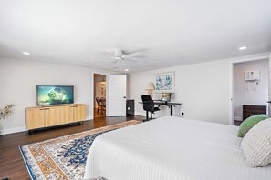 4 Schlafzimmer, Bügeleisen/Bügelbrett, Reisekinderbett, WLAN