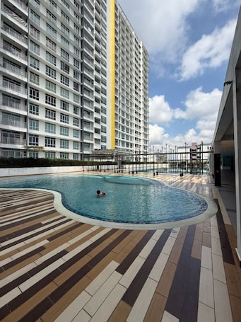 2 piscinas al aire libre