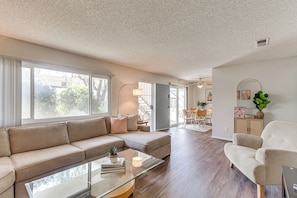 TV, DVD player, books - 2 Mi to Downtown: Gated Condo in Palm Springs (Palm Springs)