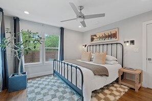 3 chambres, fer et planche à repasser, Wi-Fi, literie fournie