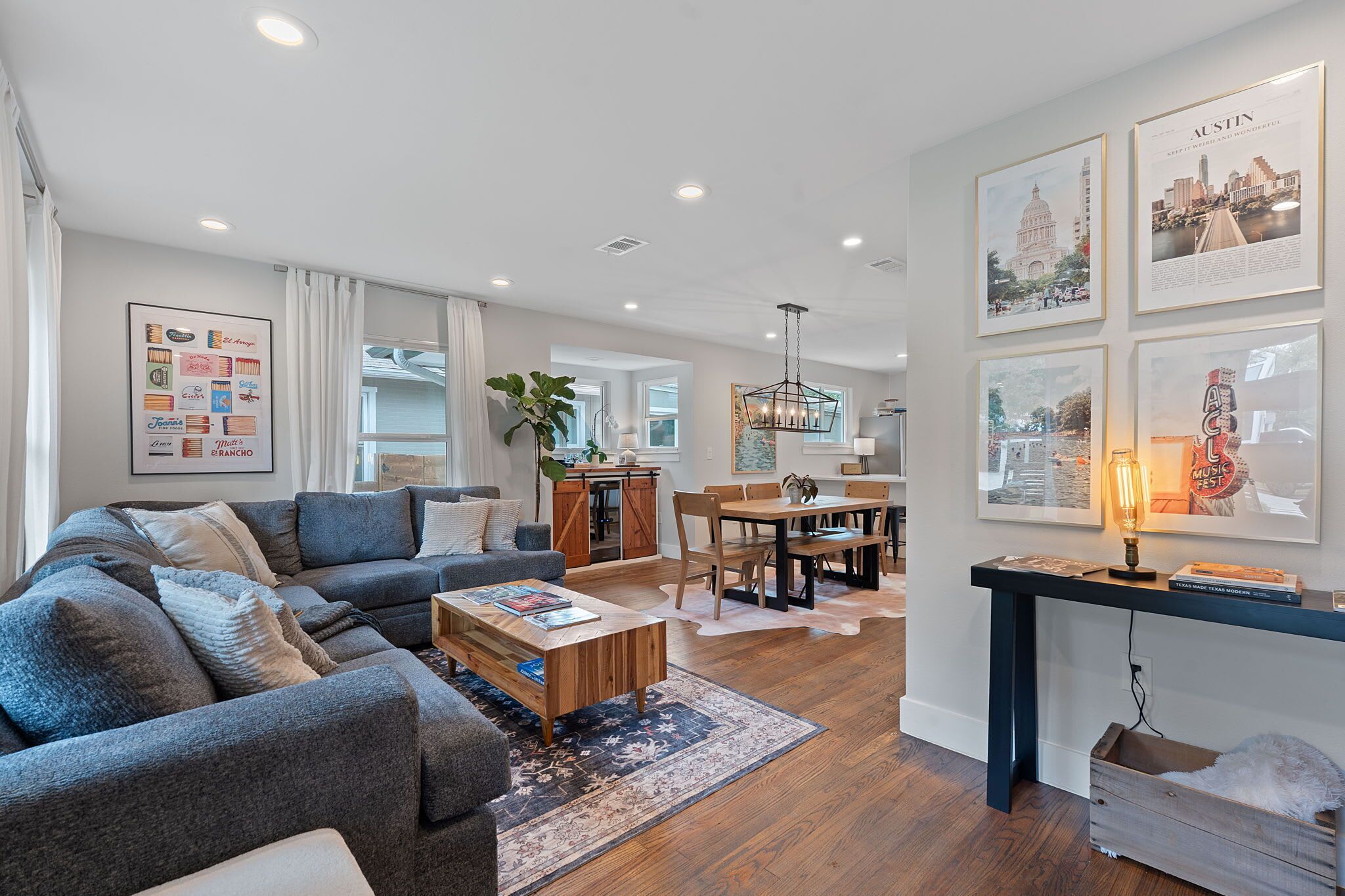 Télévision, chaîne hi-fi