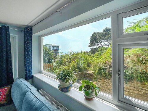 2 bedroom accommodation in Boscombe, near Bournemouth