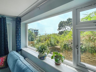 2 bedroom accommodation in Boscombe, near Bournemouth
