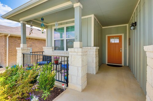 Remote Working Hub w/ Yard in South Austin Suburbs