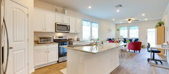 Remote Working Hub w/ Yard in South Austin Suburbs