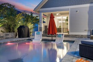 Unclassified image, 5 of 68, button