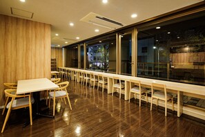 Daily buffet breakfast (JPY 1540 per person) - HOTEL AMANEK Asakusa Sakurabashi (Tokyo)